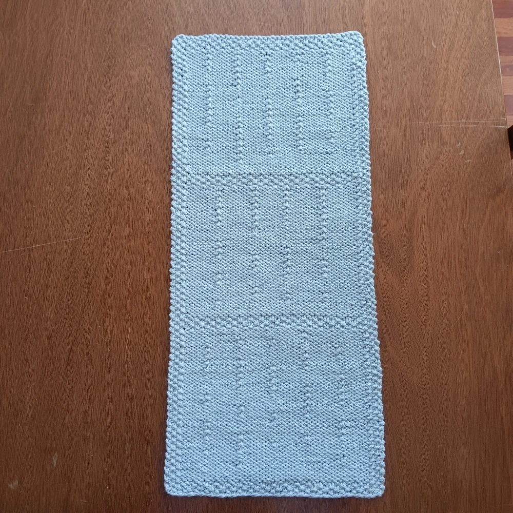 Hand Crafted Handknit Cotton Hand Towel Lt. Gray Raindrops On Windows Design